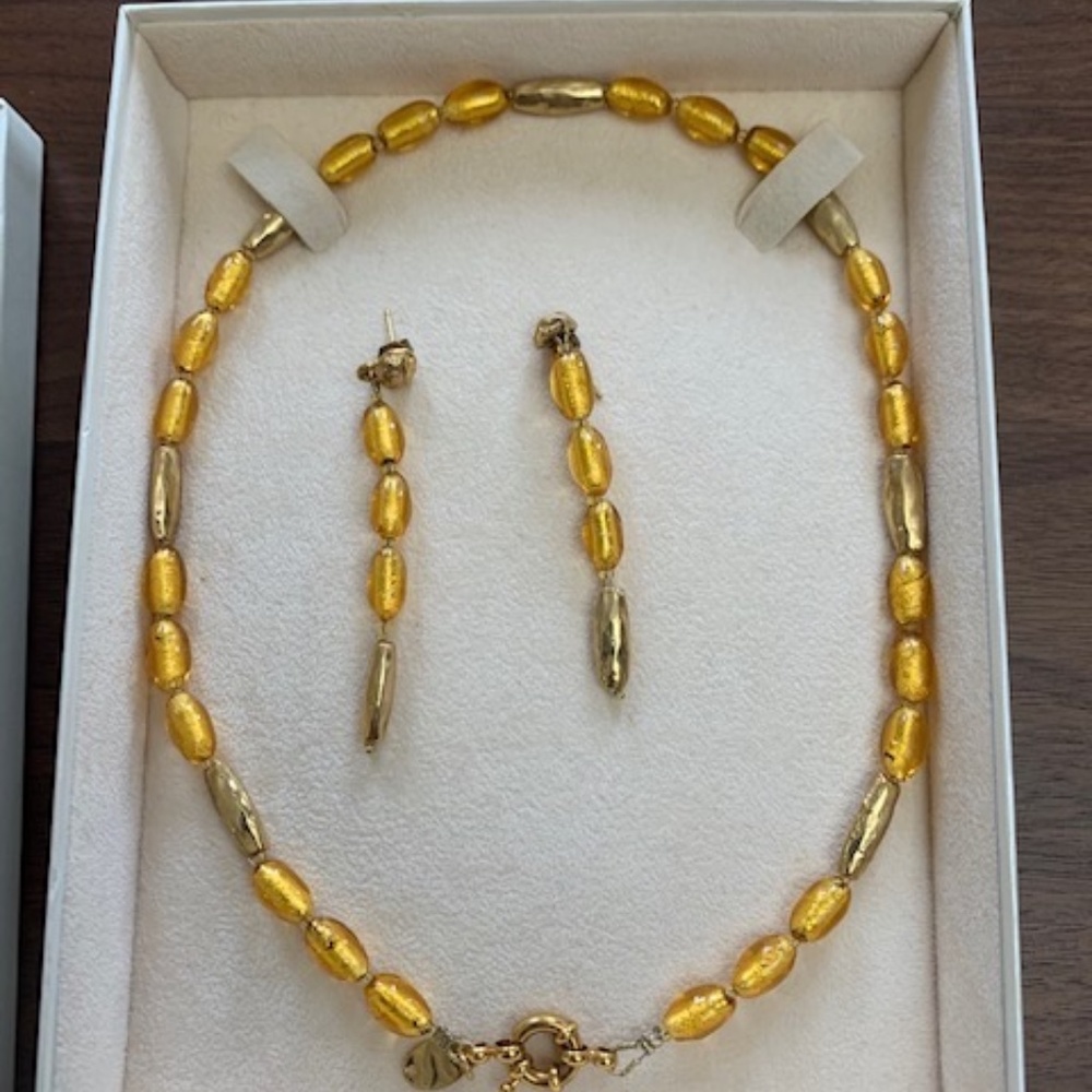 Murano Art Glass Necklace with Matching Earrings